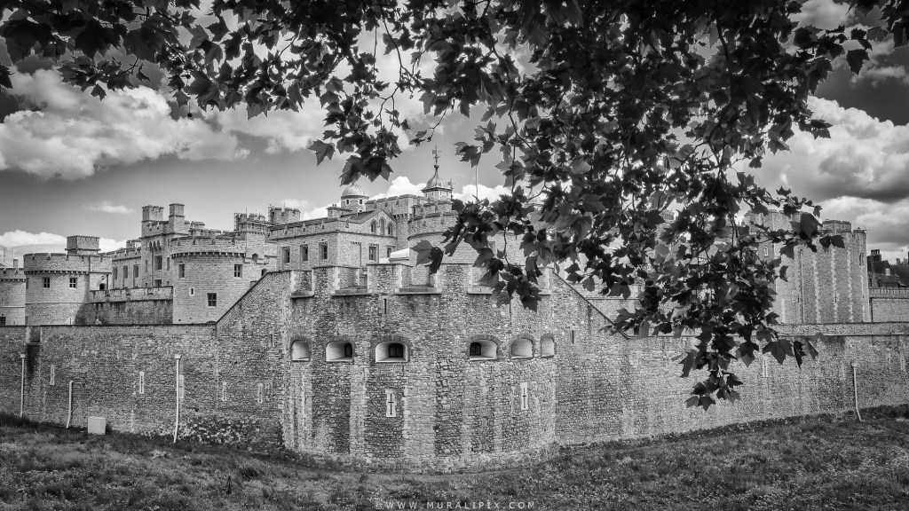 Exploring the Historic Tower of London with an&nbsp;iPhone